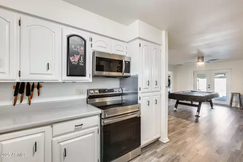 Kitchen - 6702 E Adobe St, Mesa, AZ 85205 photo 4 of 5
