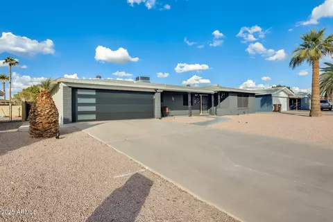 6702 E Adobe St, Mesa, AZ 85205