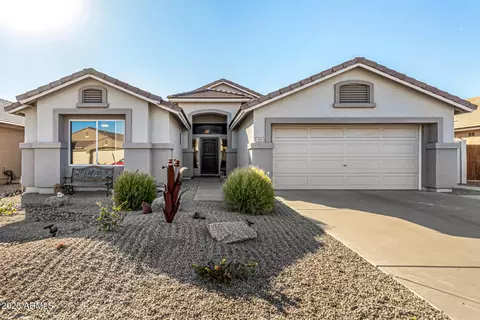 1441 W Flintlock Way, Chandler, AZ 85286