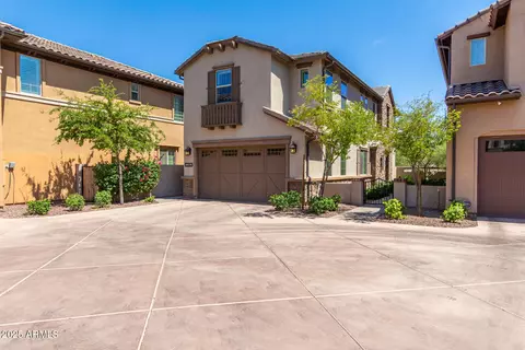 Exterior - 1263 E Brookwood Ct, Phoenix, AZ 85048 photo 6 of 7