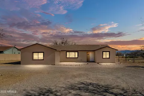 5721 S Wild Rose Rd, Hereford, AZ 85615