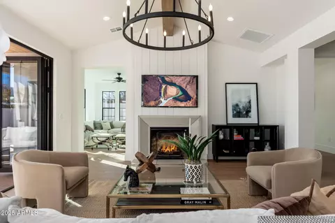 Living - 3427 E Campbell Ave, Phoenix, AZ 85018 photo 5 of 7
