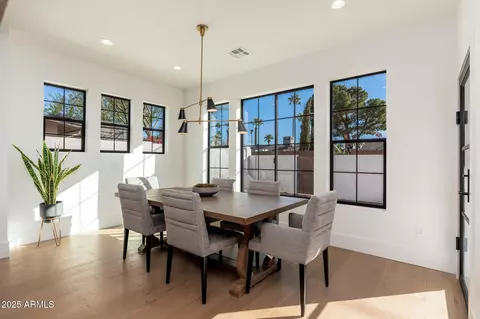 Dining - 3427 E Campbell Ave, Phoenix, AZ 85018 photo 1 of 1