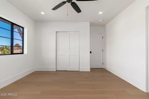 Bedroom - 3427 E Campbell Ave, Phoenix, AZ 85018 photo 4 of 6