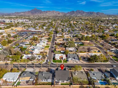 View/Area - 3427 E Campbell Ave, Phoenix, AZ 85018 photo 3 of 3