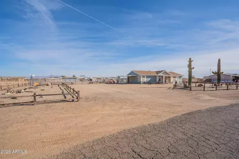 14449 S Vaquero Cir, Arizona City, AZ 85123