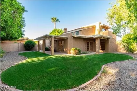 921 E Becker Ln, Phoenix, AZ 85020