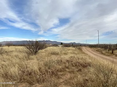 10255 E Calle Tormenta -- #-, Hereford, AZ 85615 photo 3