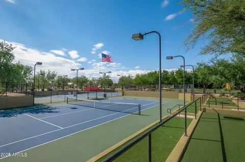 View/Area - 3982 E Sandpiper Dr, Phoenix, AZ 85050 photo 8 of 10