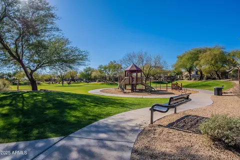 Exterior - 3982 E Sandpiper Dr, Phoenix, AZ 85050 photo 8 of 10