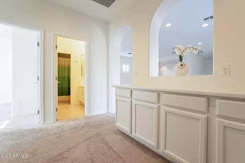 Entry Way - 3982 E Sandpiper Dr, Phoenix, AZ 85050 photo 2 of 2