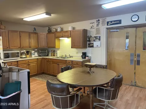 Kitchen - 614 W Frontier St E, Payson, AZ 85541 photo 2 of 2
