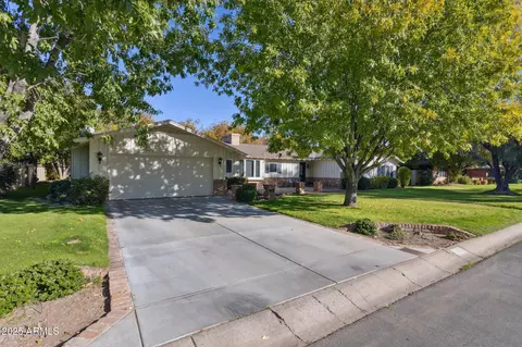 210 W Palmaire Ave, Phoenix, AZ 85021
