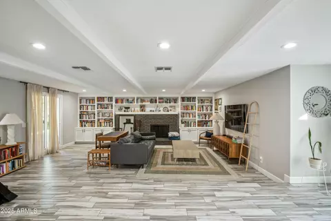 Living - 1632 E Maryland Ave, Phoenix, AZ 85016 photo 1 of 2
