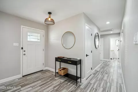 Entry Way - 1632 E Maryland Ave, Phoenix, AZ 85016 photo 2 of 2