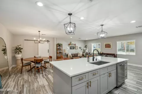 Kitchen - 1632 E Maryland Ave, Phoenix, AZ 85016 photo 2 of 3