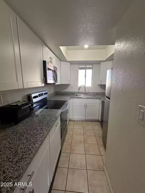 Kitchen - 1215 E Lemon St #123, Tempe, AZ 85281 photo 1 of 1