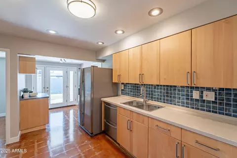 1219 E Seldon Ln, Phoenix, AZ 85020 photo 10