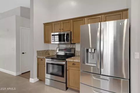 2023 E Glenhaven Dr, Phoenix, AZ 85048 photo 11