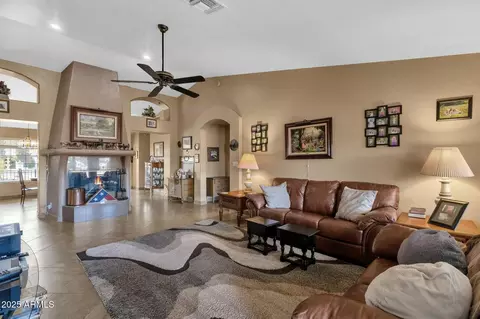 1902 E Bruce Ave, Gilbert, AZ 85234 photo 11