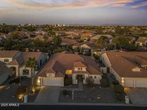 10048 Emerald Dr, Sun Lakes, AZ 85248