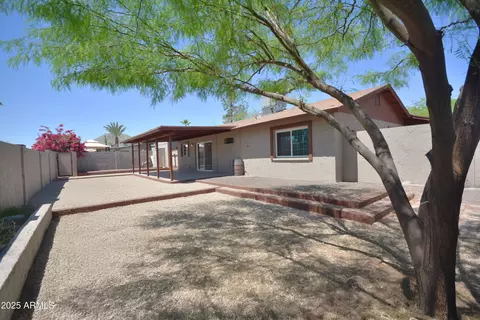 Exterior - 2949 E Willow Ave, Phoenix, AZ 85032 photo 1 of 5