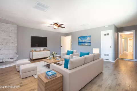 Living - 2949 E Willow Ave, Phoenix, AZ 85032 photo 6 of 6