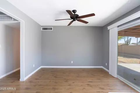 Living - 2949 E Willow Ave, Phoenix, AZ 85032 photo 1 of 6