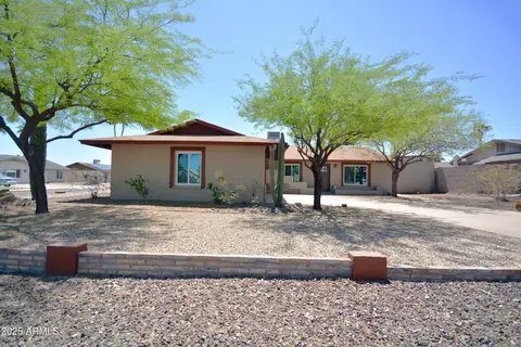 Exterior - 2949 E Willow Ave, Phoenix, AZ 85032 photo 5 of 5