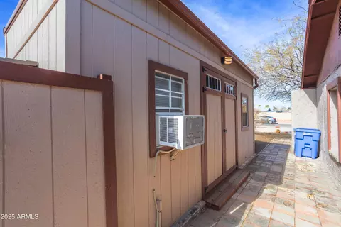 Exterior - 2949 E Willow Ave, Phoenix, AZ 85032 photo 3 of 5