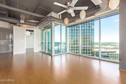 Living - 1 E Lexington Ave #908, Phoenix, AZ 85012 photo 7 of 10
