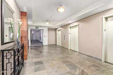 Entry Way - 1 E Lexington Ave #908, Phoenix, AZ 85012 photo 4 of 6