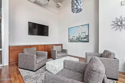 Living - 1 E Lexington Ave #908, Phoenix, AZ 85012 photo 9 of 10