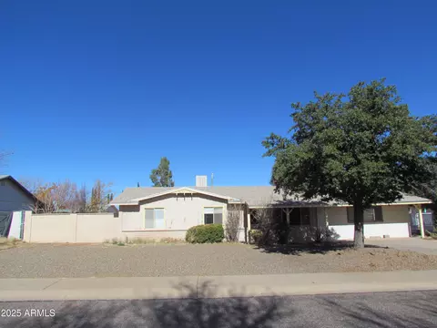 2501 Meadowlark Dr, Sierra Vista, AZ 85635