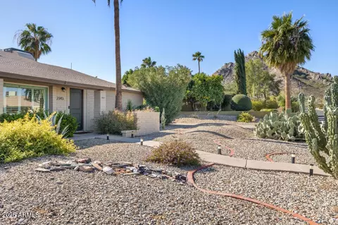 2343 E Cholla St, Phoenix, AZ 85028 photo 2