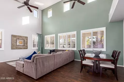 739 E Lovebird Ln, Gilbert, AZ 85297 photo 4