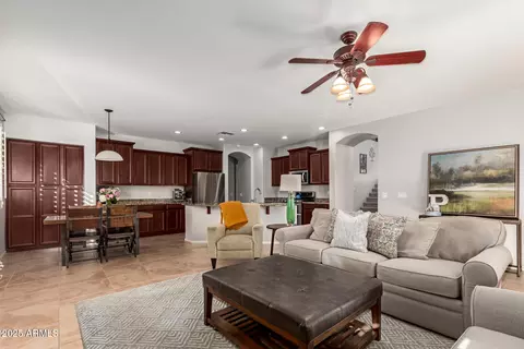 739 E Lovebird Ln, Gilbert, AZ 85297 photo 10