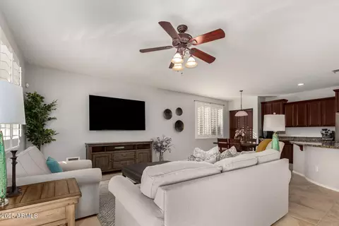 739 E Lovebird Ln, Gilbert, AZ 85297 photo 7