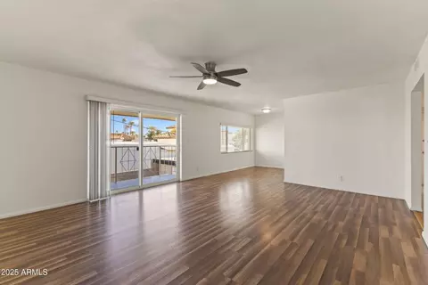 Living - 6547 N 3rd Ave, Phoenix, AZ 85013 photo 7 of 7