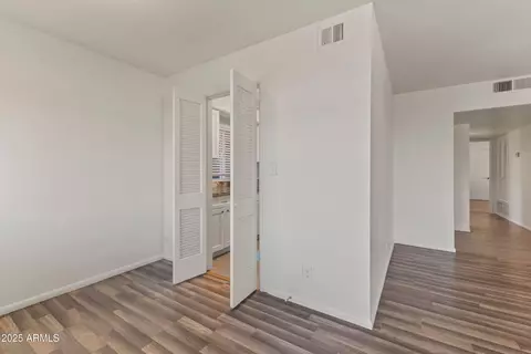 Entry Way - 6547 N 3rd Ave, Phoenix, AZ 85013 photo 2 of 2