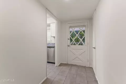 Entry Way - 6547 N 3rd Ave, Phoenix, AZ 85013 photo 1 of 2