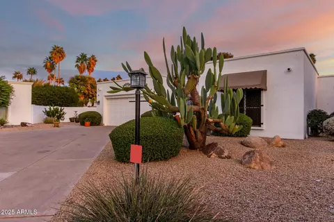Exterior - 145 E Boca Raton Rd, Phoenix, AZ 85022 photo 4 of 32