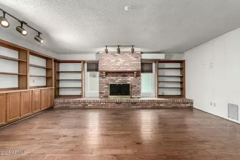 Living - 145 E Boca Raton Rd, Phoenix, AZ 85022 photo 8 of 11