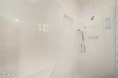 Bath - 145 E Boca Raton Rd, Phoenix, AZ 85022 photo 2 of 4