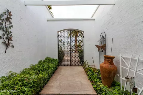 Exterior - 145 E Boca Raton Rd, Phoenix, AZ 85022 photo 11 of 32