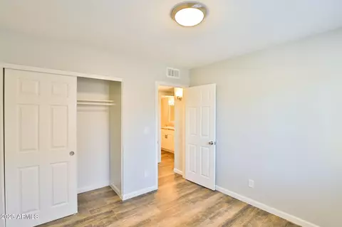 6221 E Greenway St, Mesa, AZ 85205 photo 11