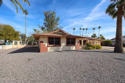 12007 N Saint Annes Dr, Sun City, AZ 85351
