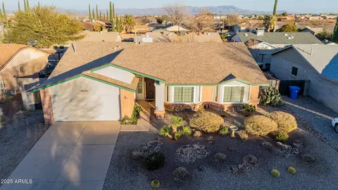 3305 E Peregrine Dr, Sierra Vista, AZ 85650