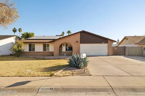 3437 W Angela Dr, Phoenix, AZ 85053