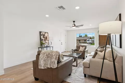 1644 W Griswold Rd, Phoenix, AZ 85021 photo 6